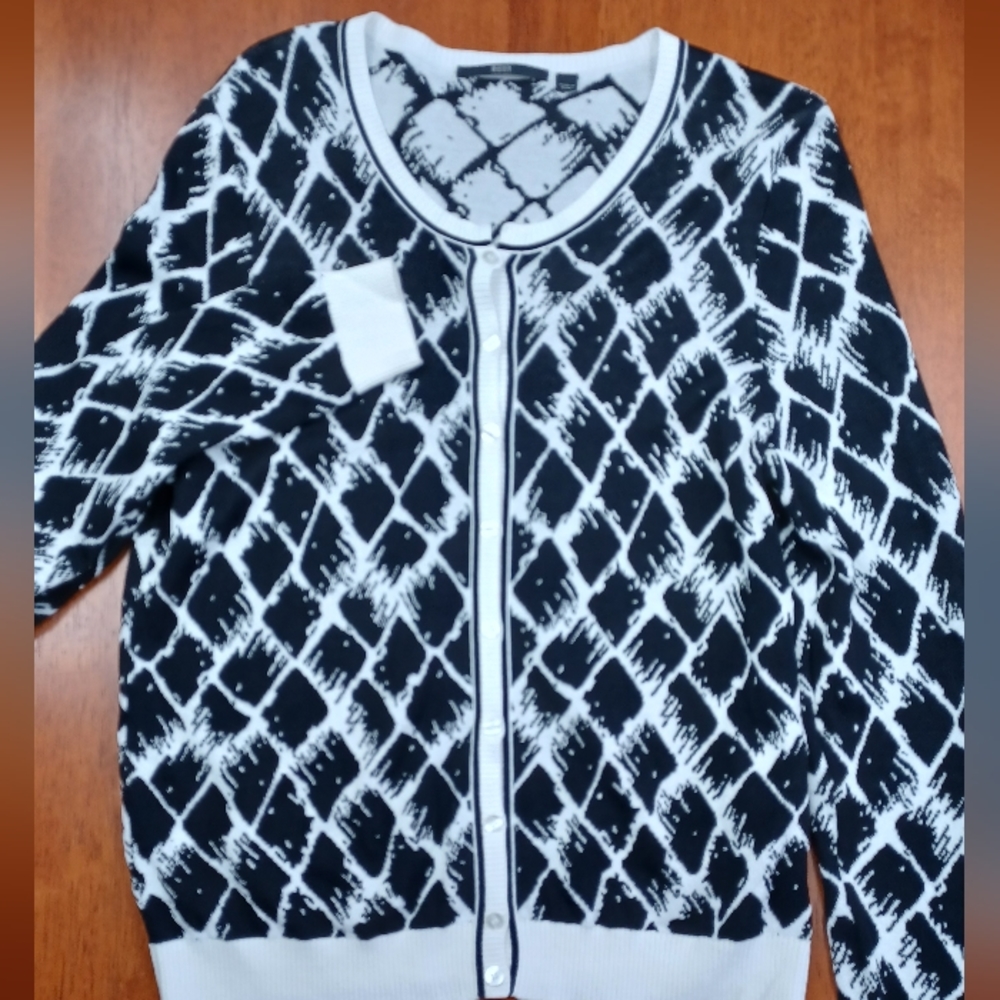Hugo Boss Button Up Long Sleeve Cardigan Sweater - Large